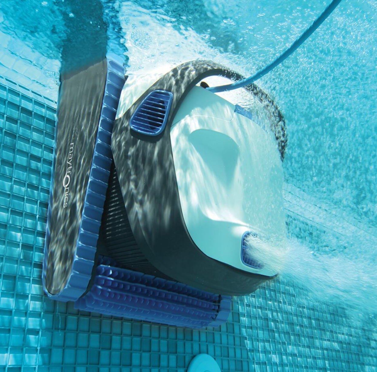 Maytronics Dolphin S150 Robotic Pool Cleaner